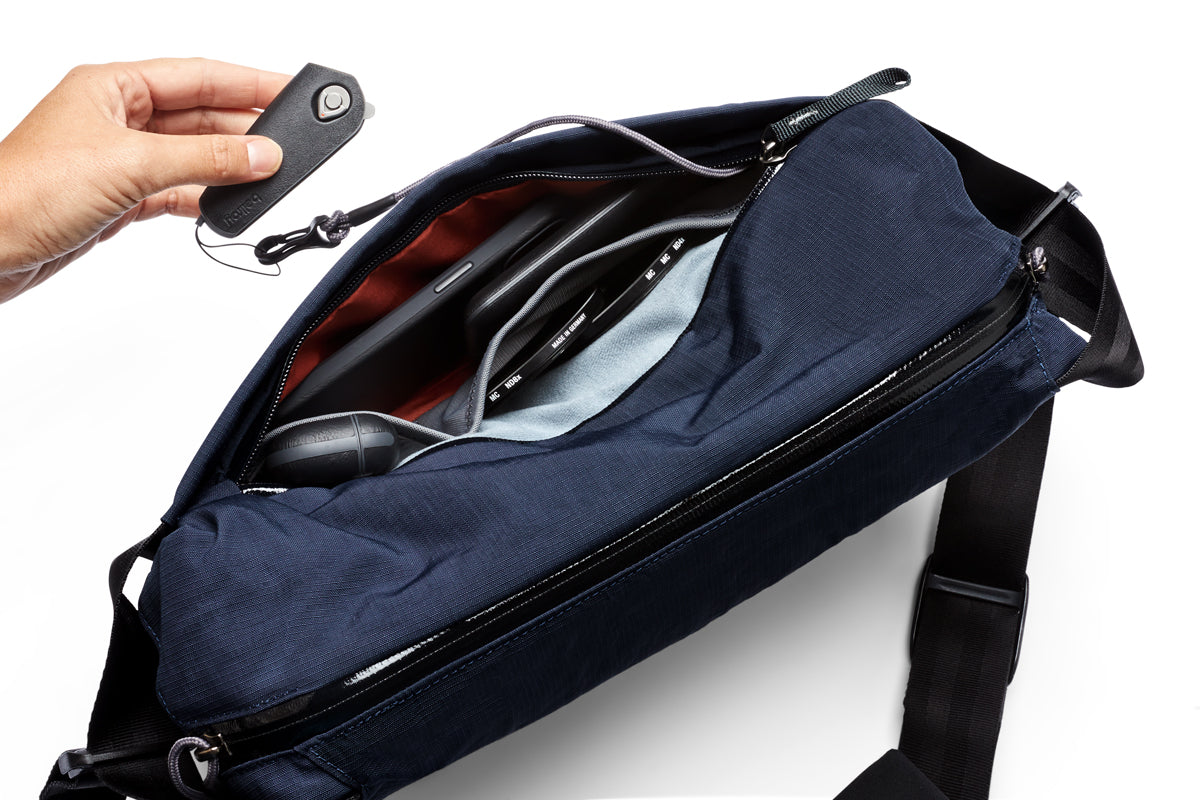 Venture Camera Sling 10L