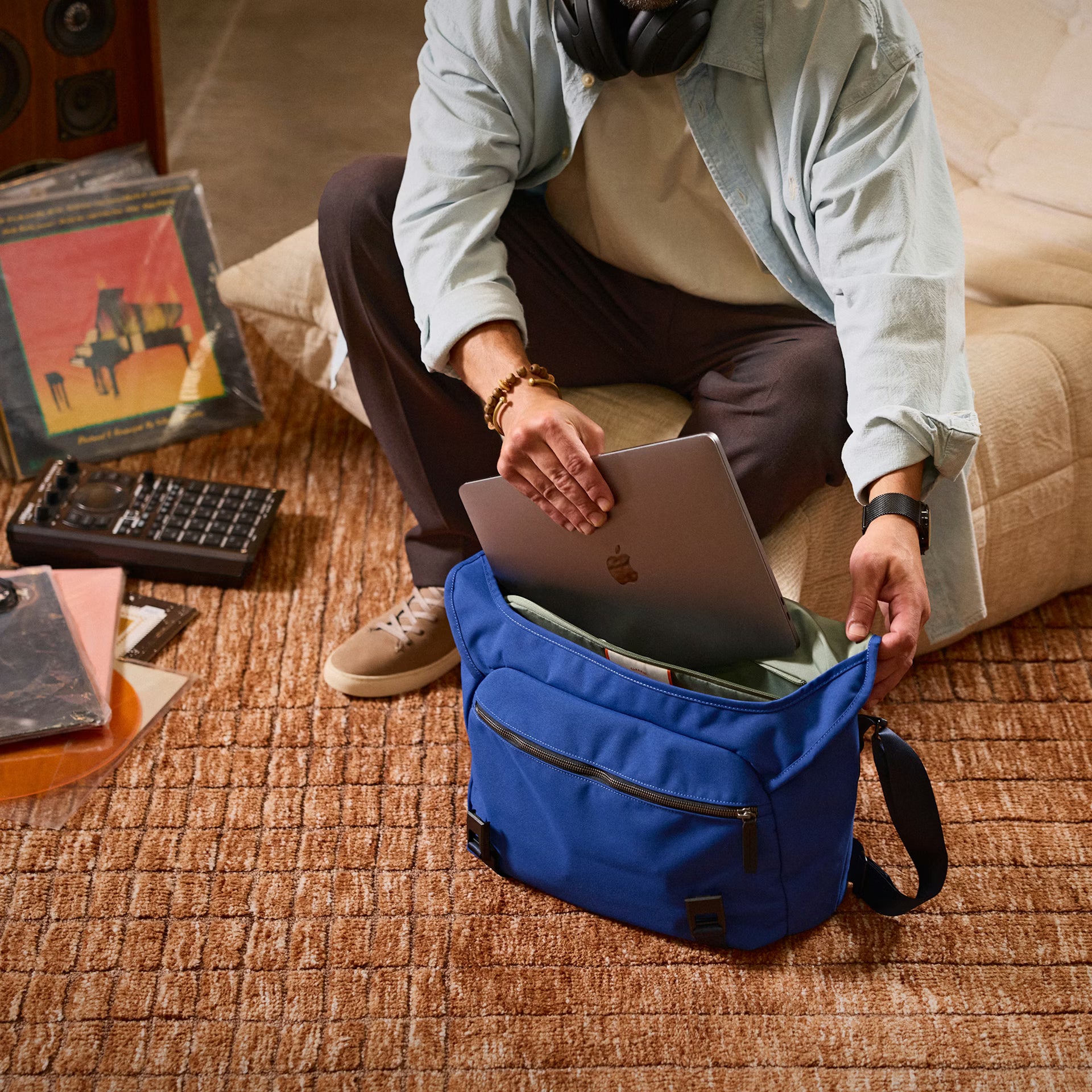 Classic Messenger - 13L