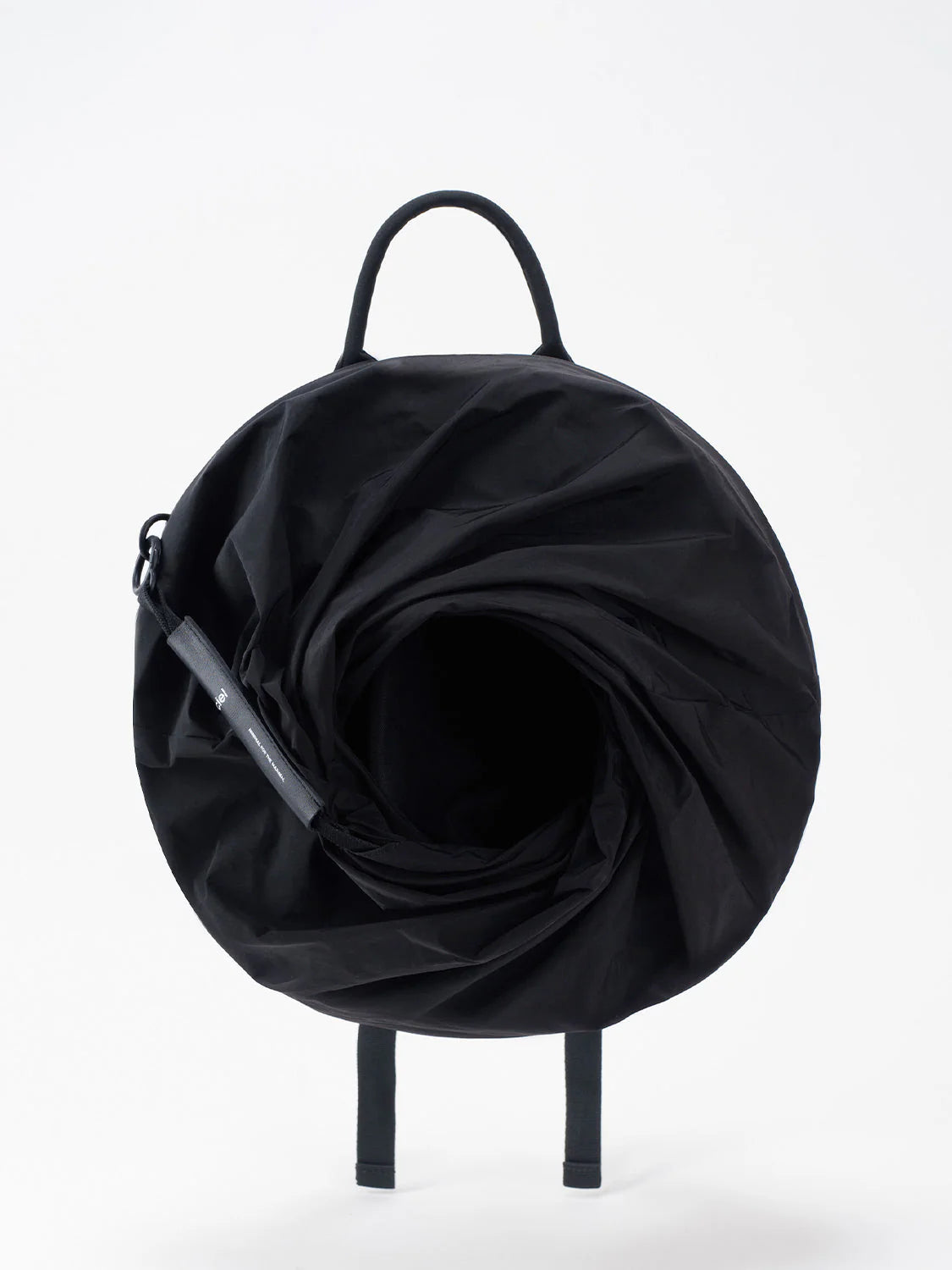 Adria Smooth Black