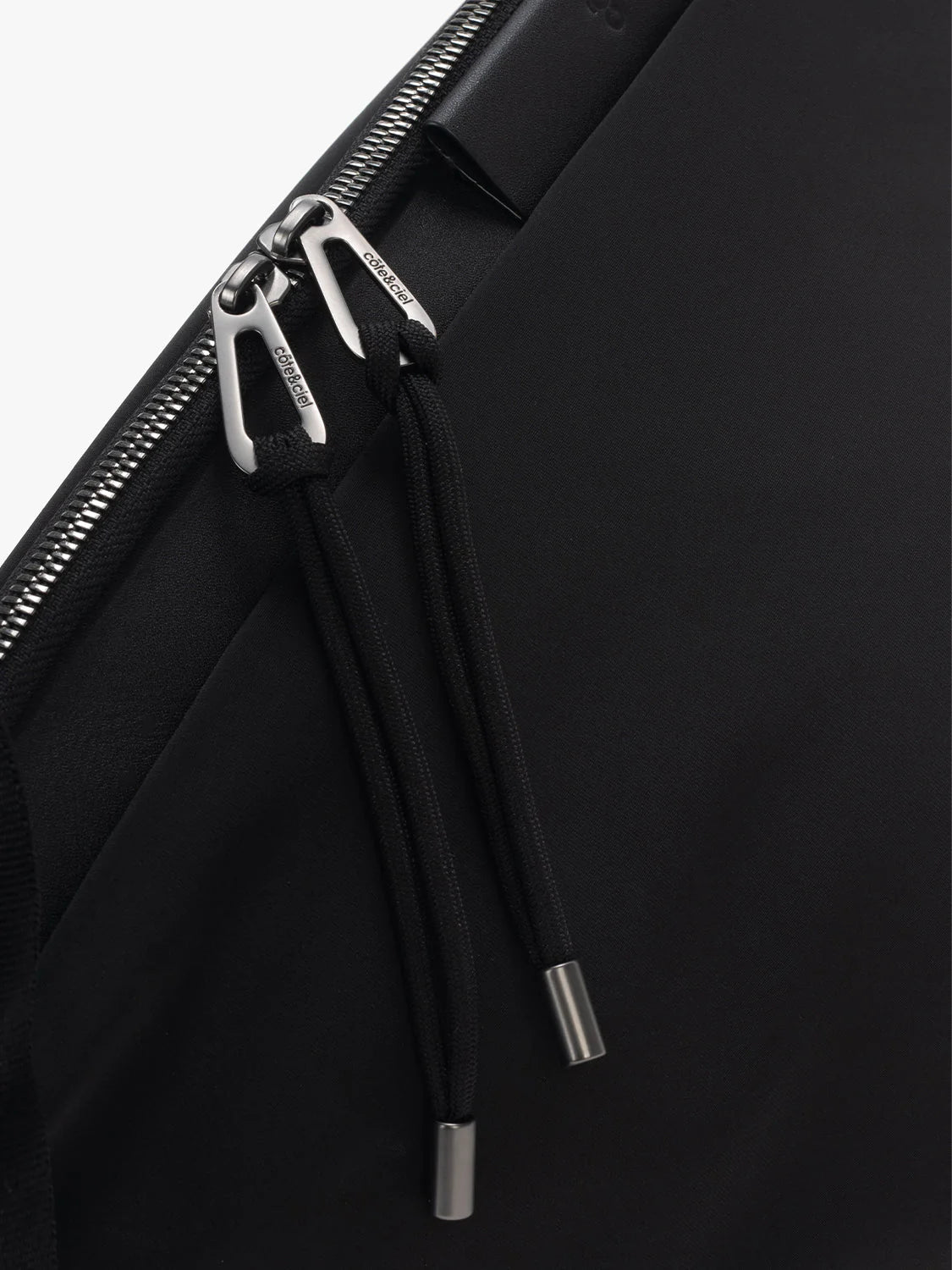 Orne Onyx Black