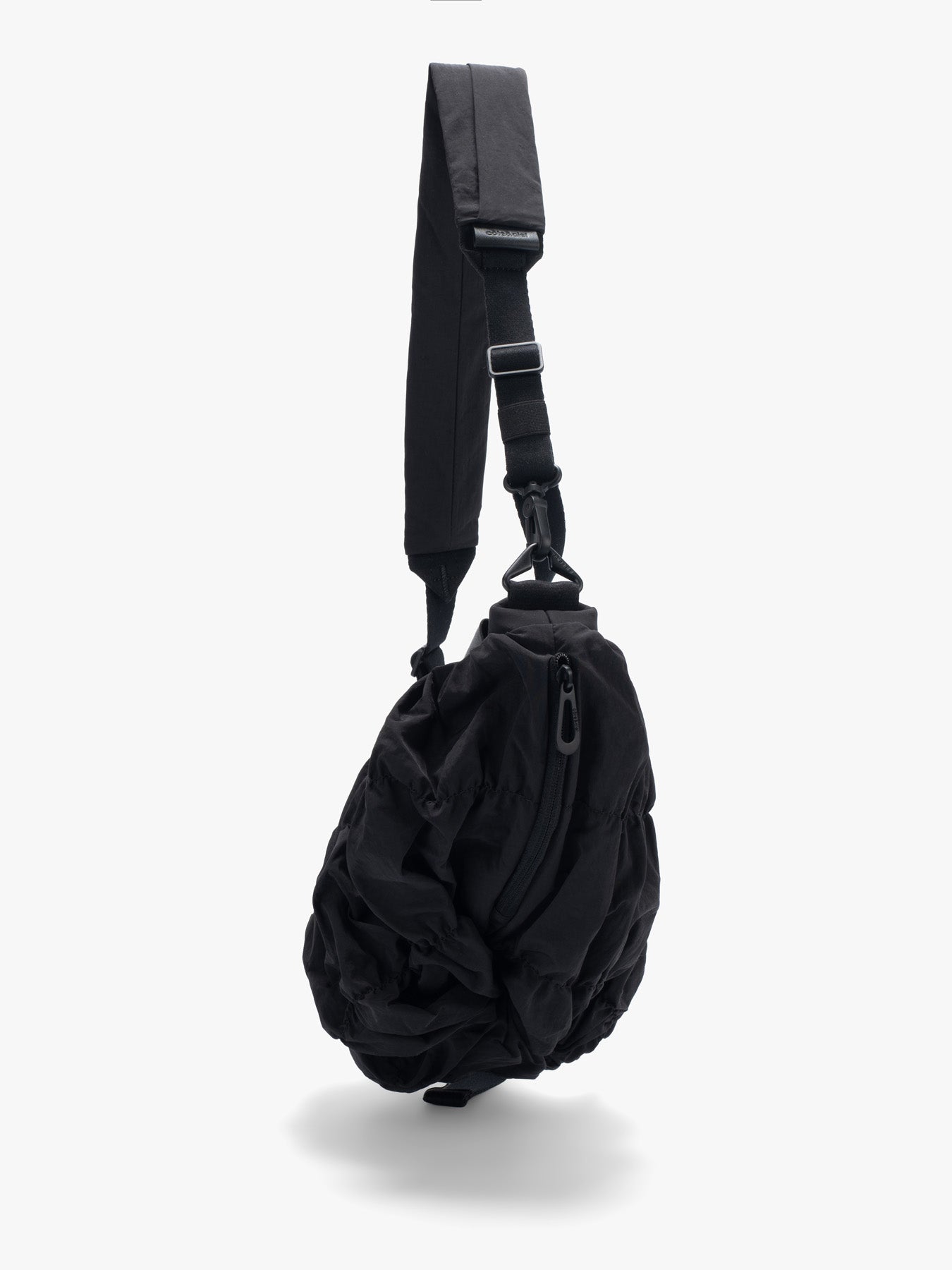 Orne Otra Gathered Black