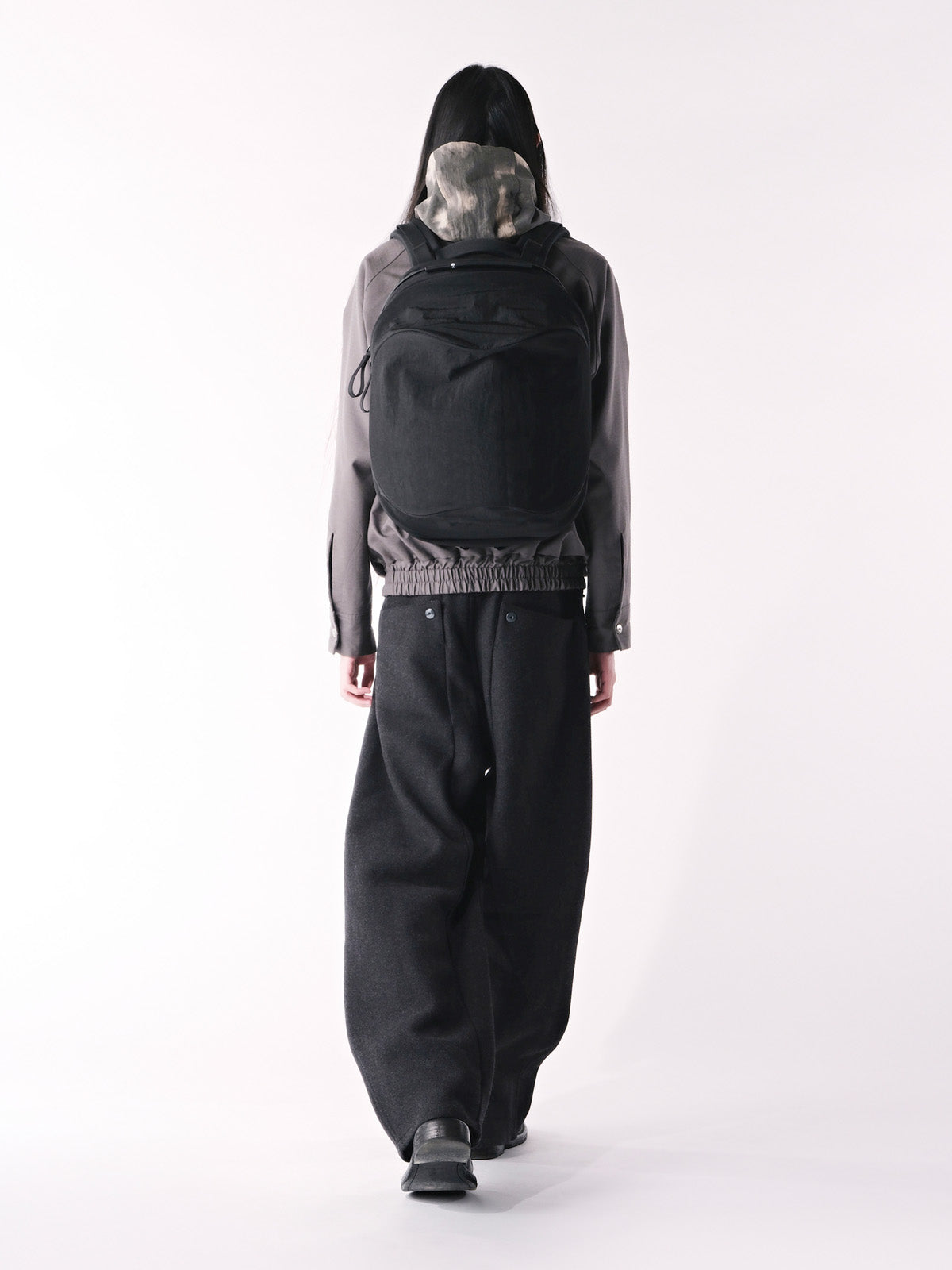 Elvo Carbon Black