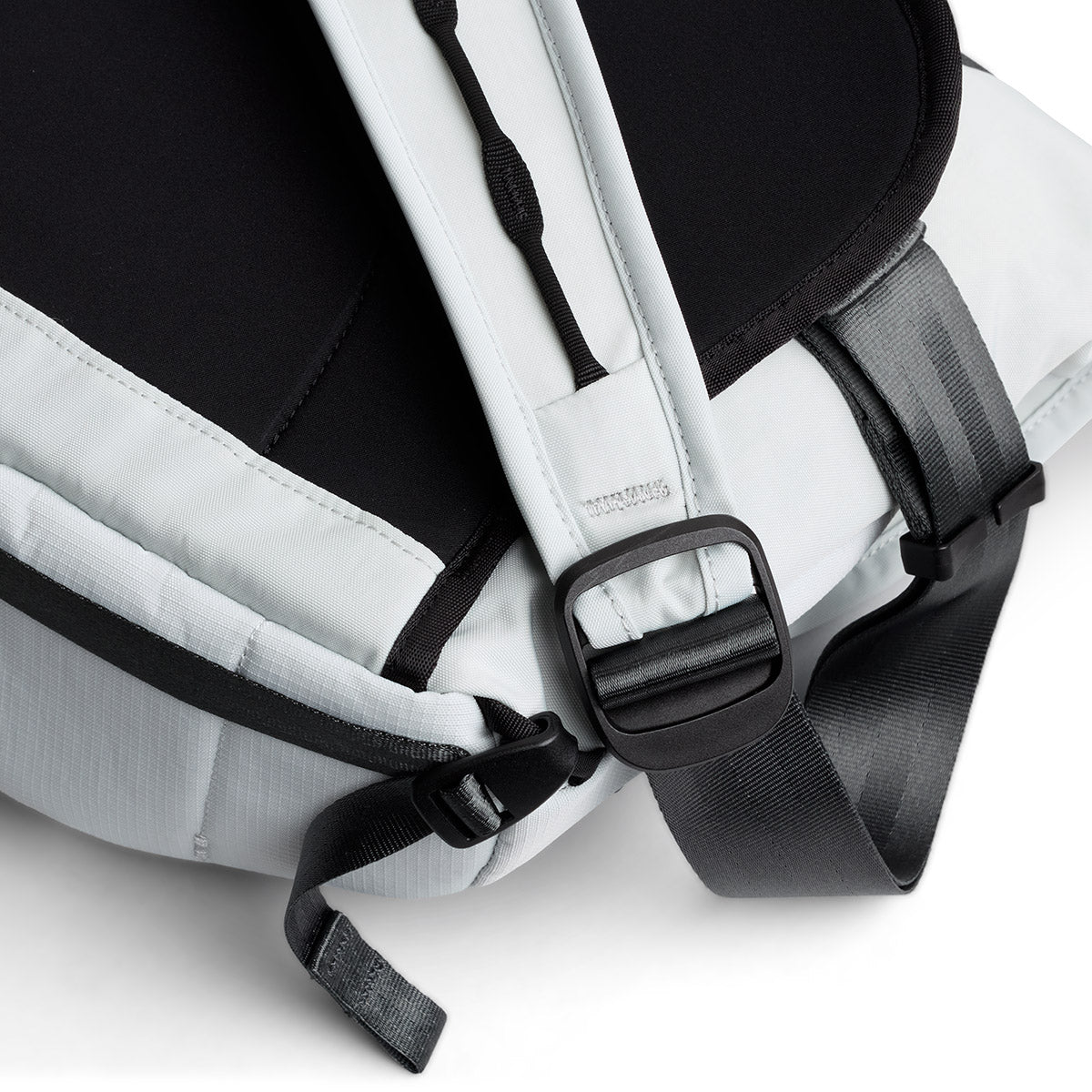 Venture Messenger 14”