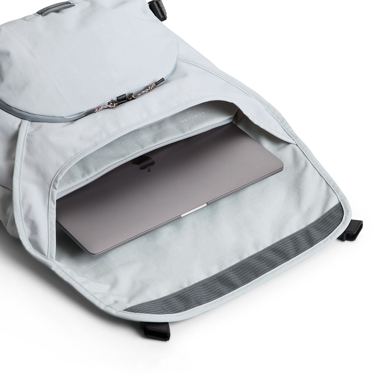 Venture Messenger 16”