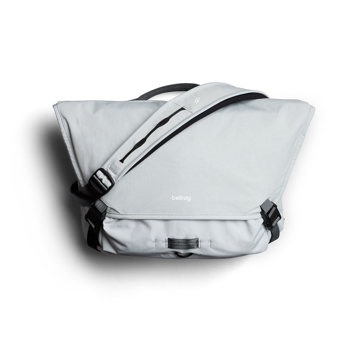 Venture Messenger 16”