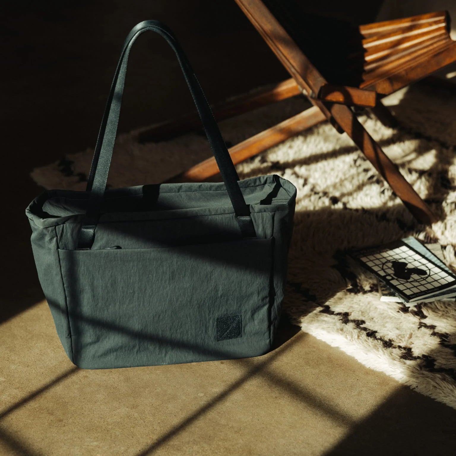 Civic Daily Tote - 24L - Konbu