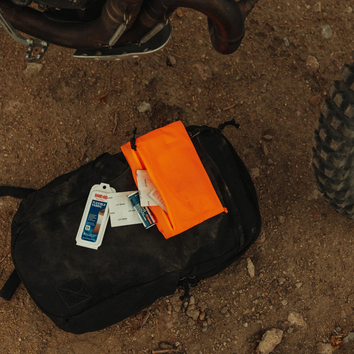 Civic Flat Pouch