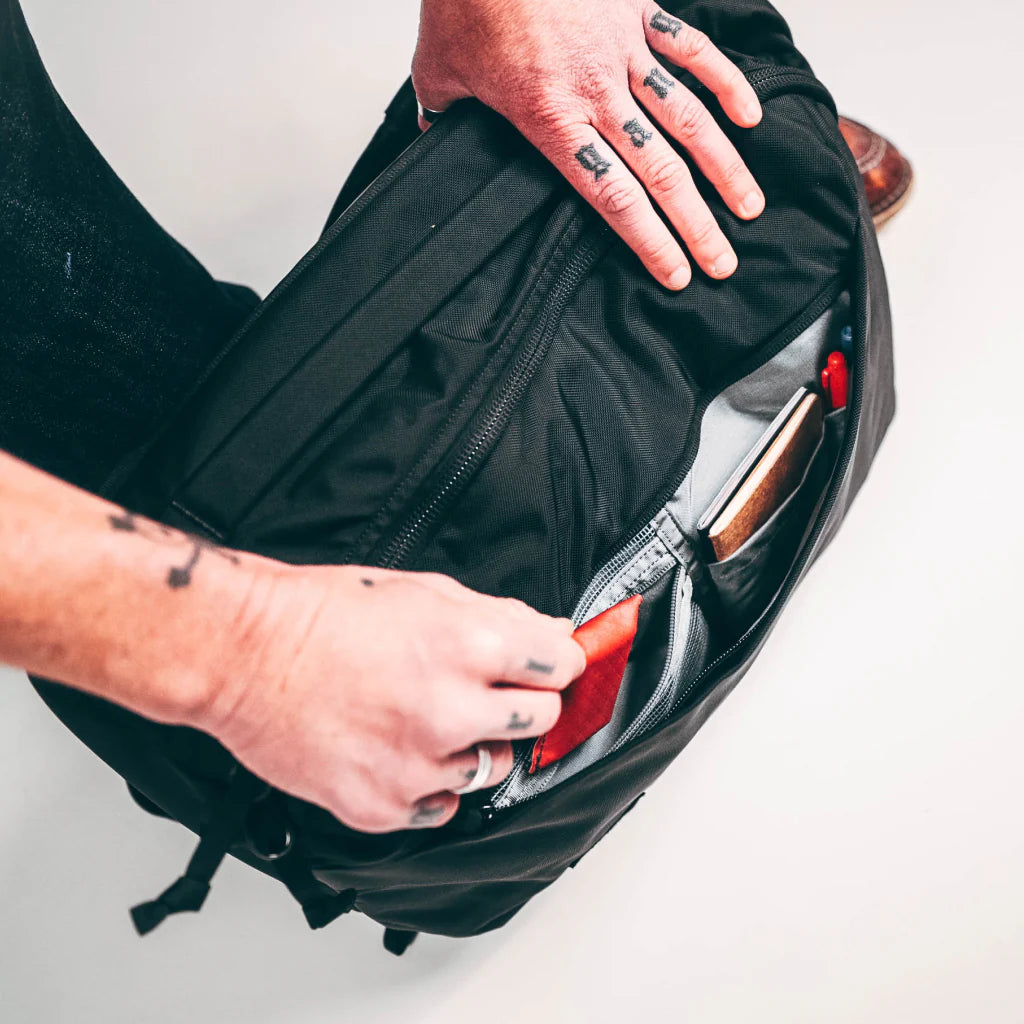 Civic Panel Loader - 24L