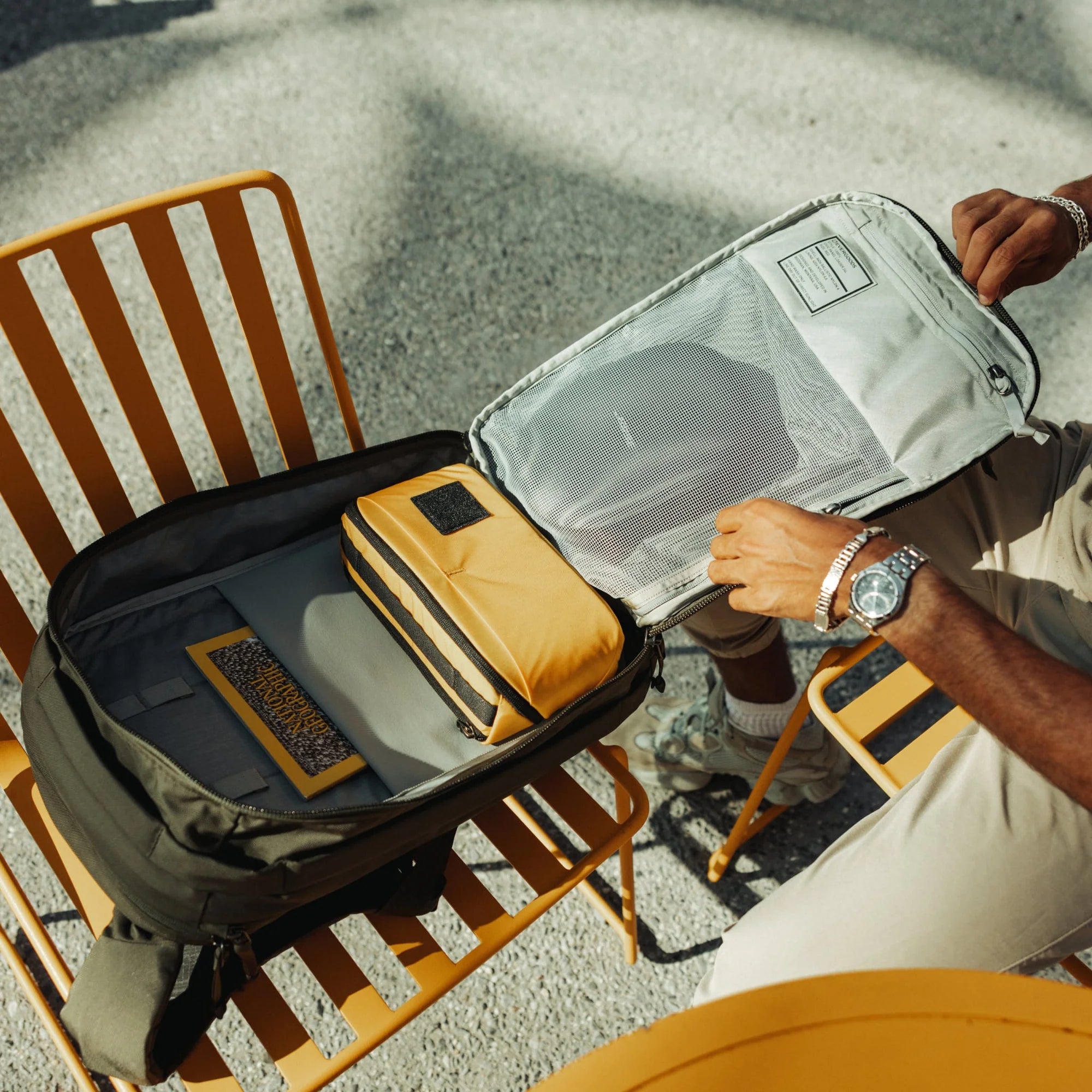 Civic Panel Loader - 24L