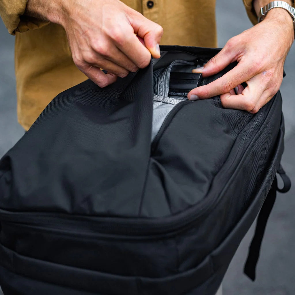 Civic Panel Loader - 24L