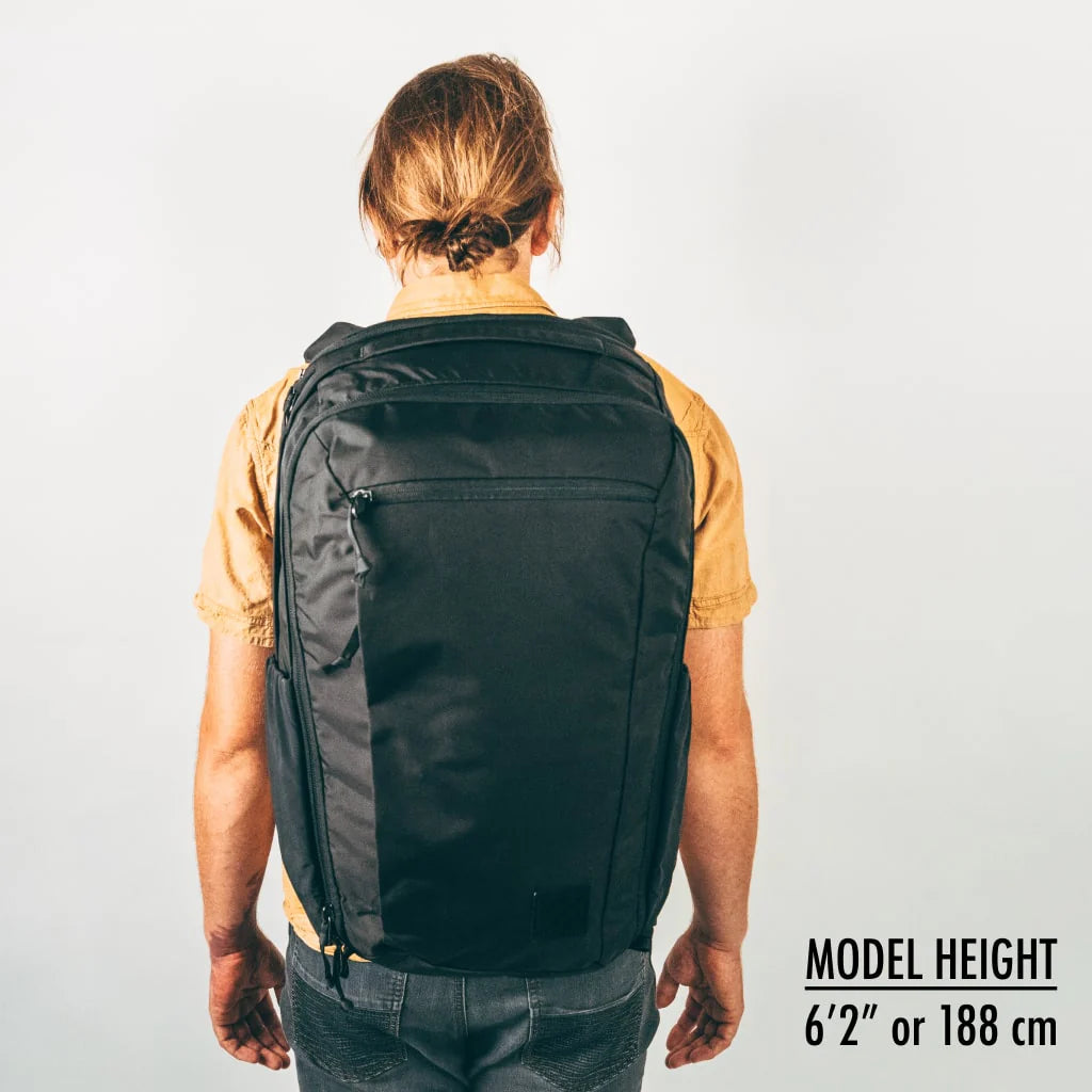 Civic Travel Bag - 35L