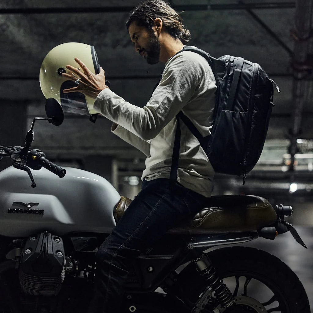 Civic Travel Bag - 20L