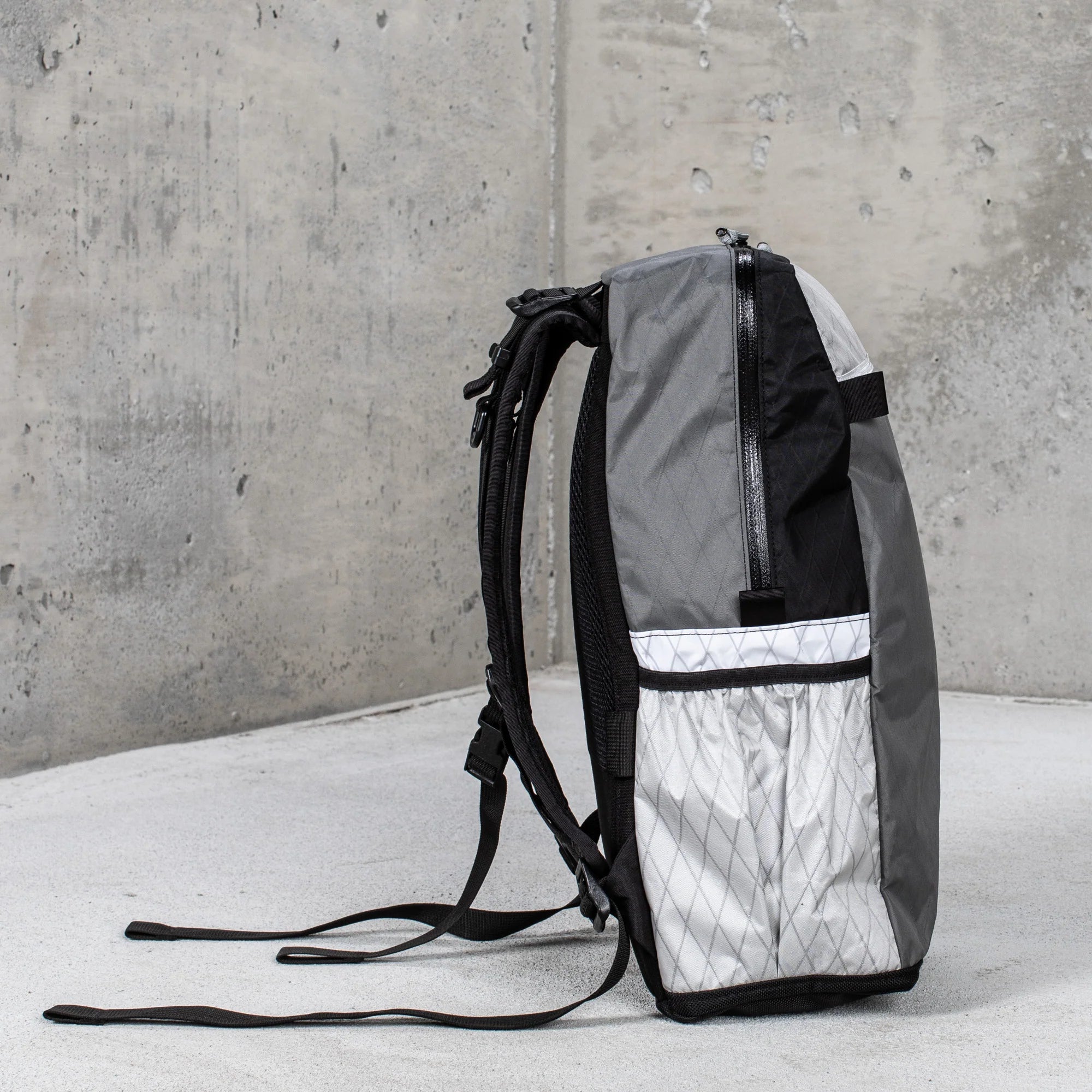 Radius- 21L - Graymat