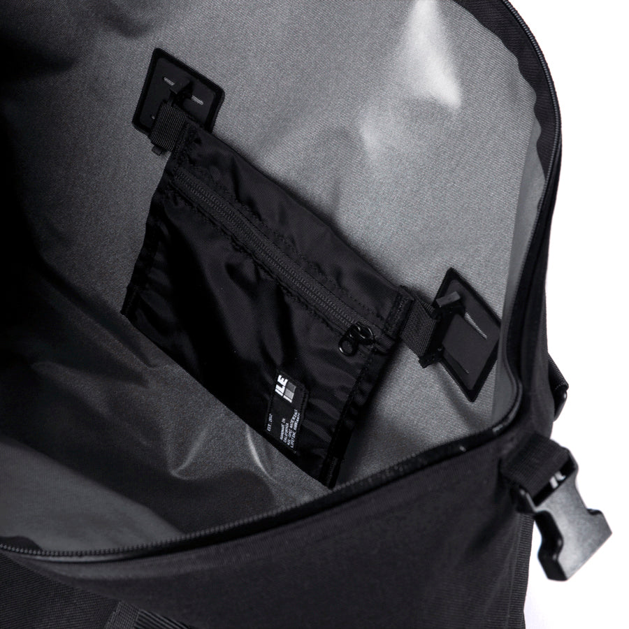 Arid Duffle - 24L
