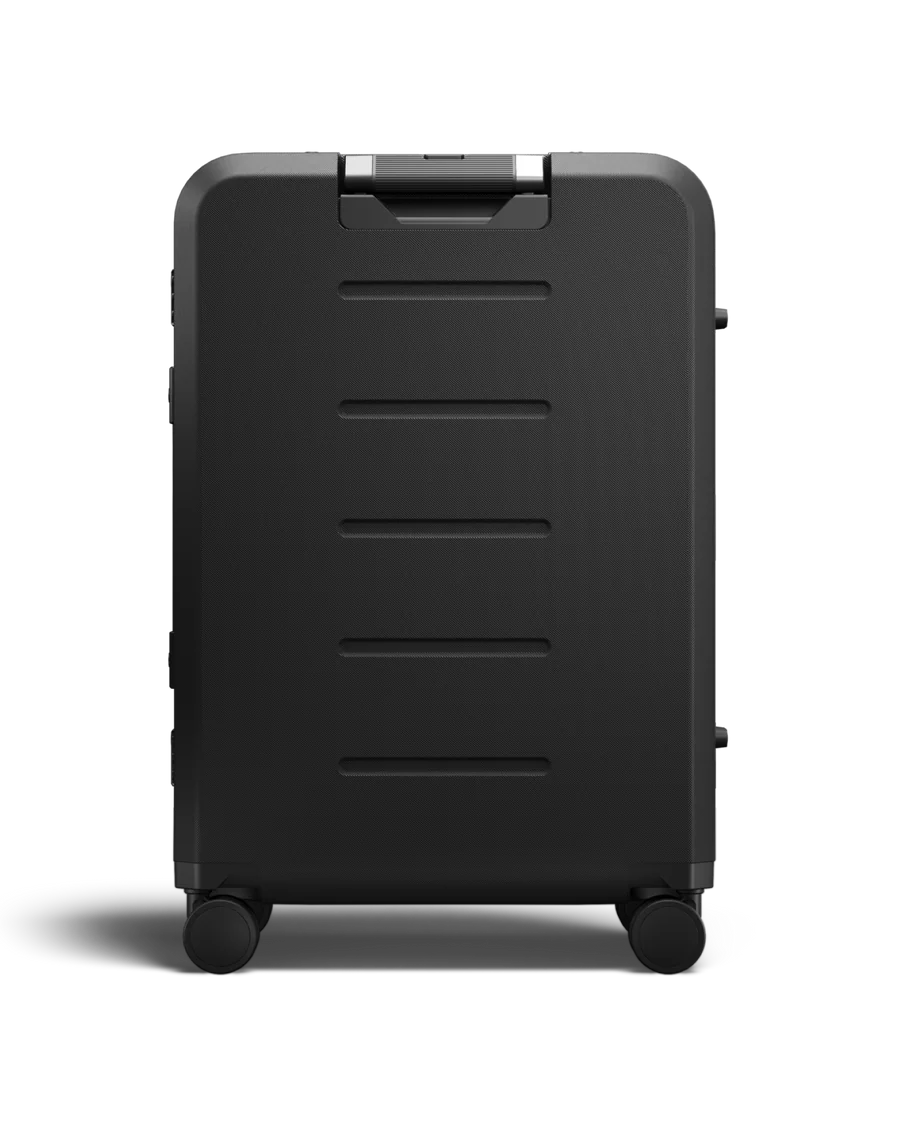 Ramverk Pro Check-in Luggage Medium - 67L