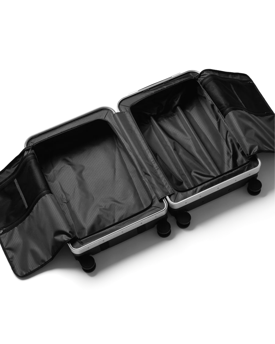 Ramverk Pro Check-in Luggage Medium - 67L