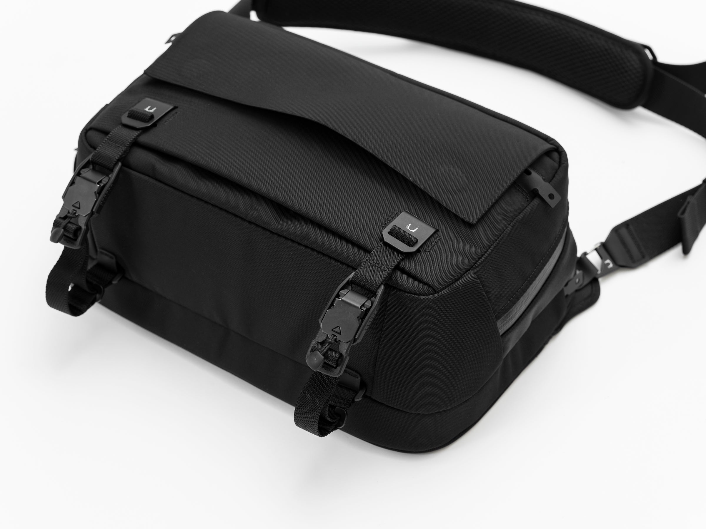 Grip-Sling 12L Camera Kit