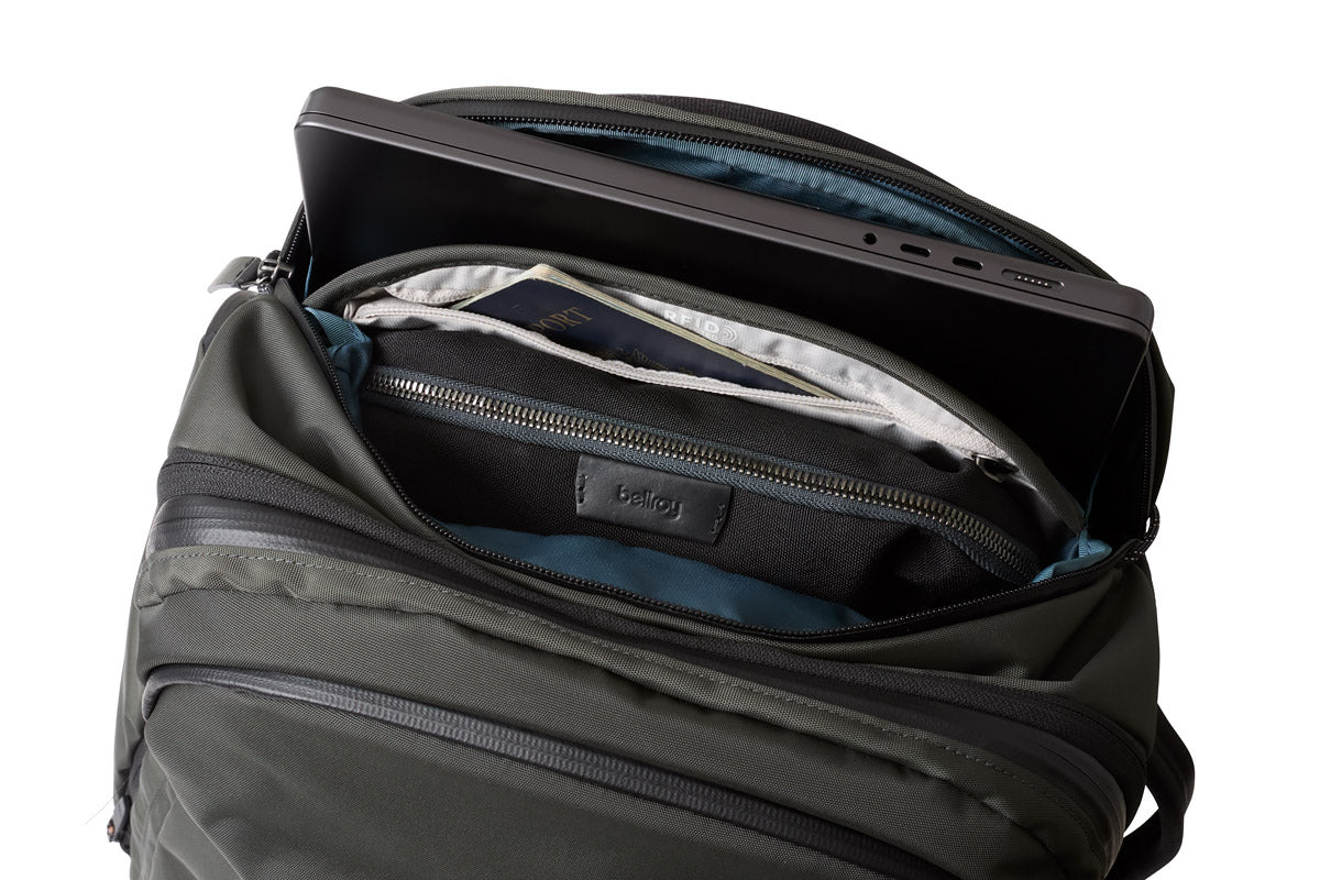Transit Travel Pack Pro 30-38L