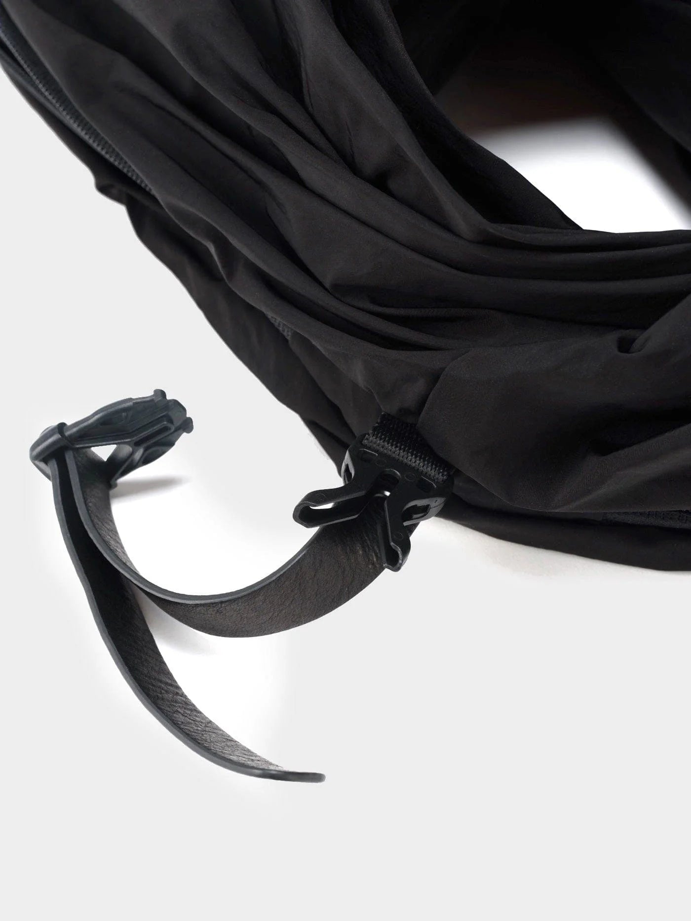 Aóos L Smooth Black