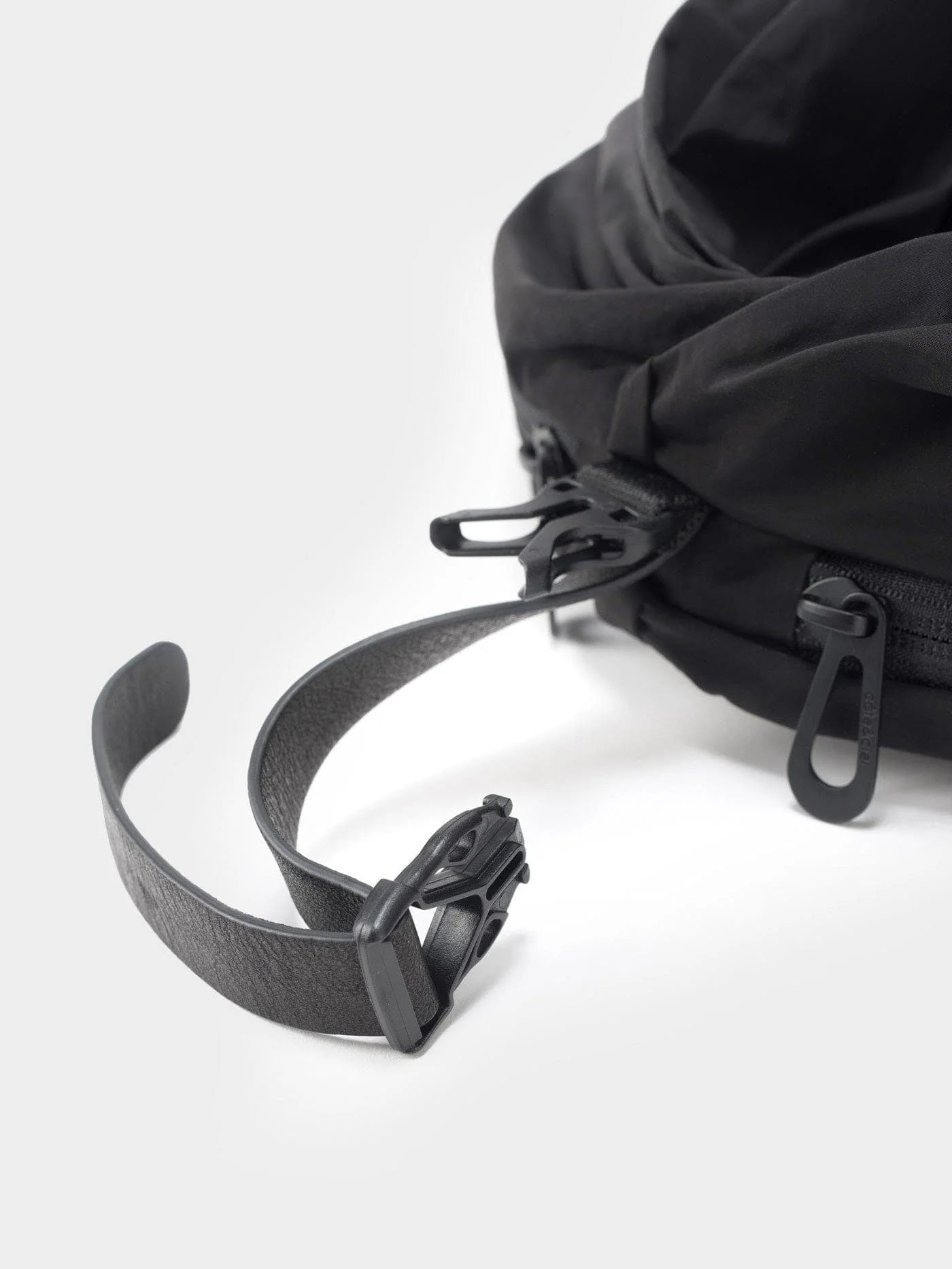 Aóos M Infinity Black