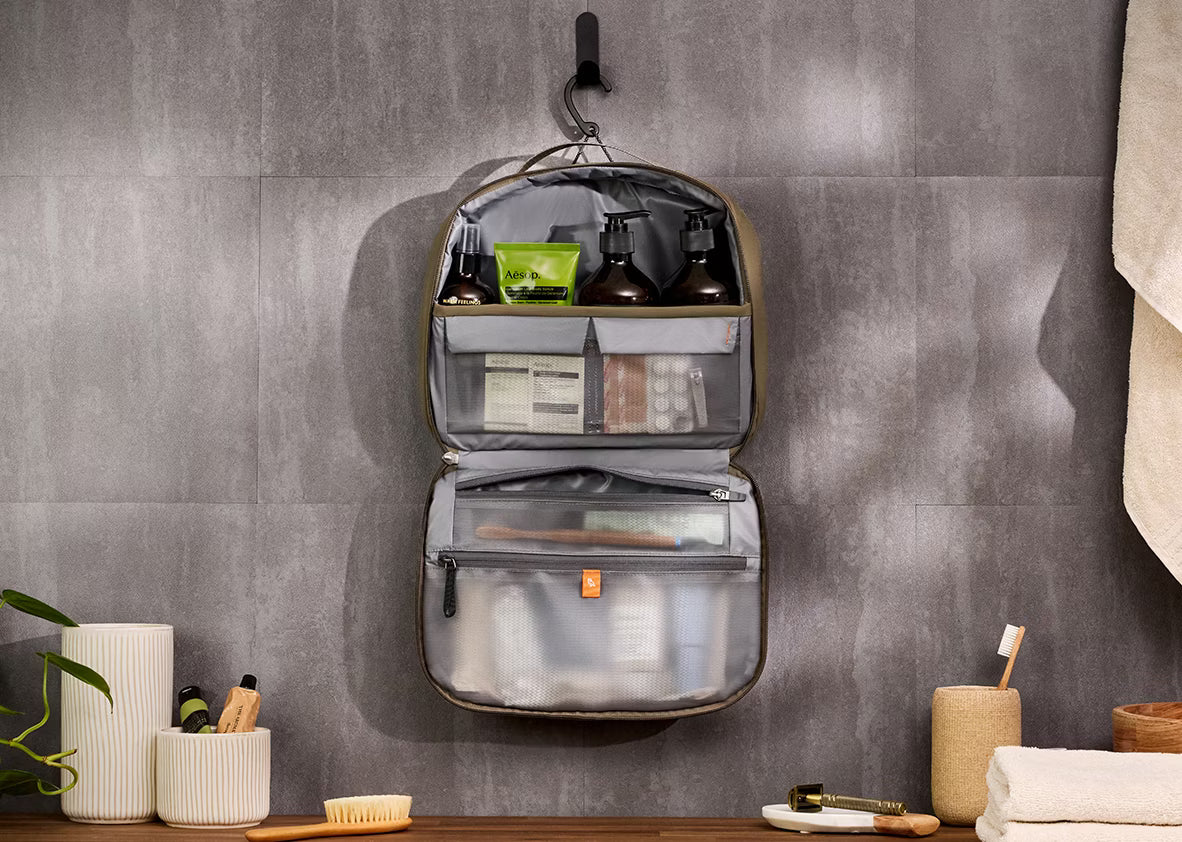 Hanging Toiletry Kit Plus