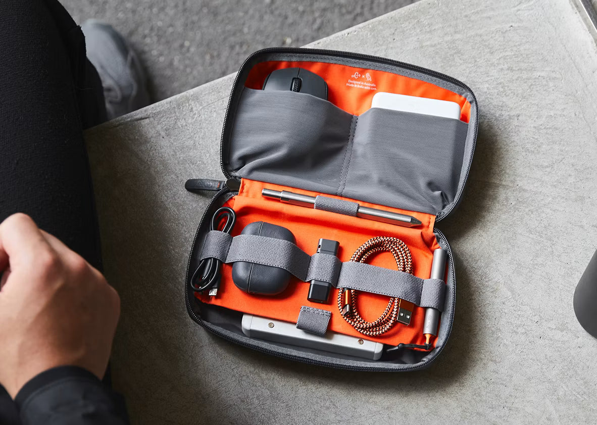 Tech Kit - Carryology Edition