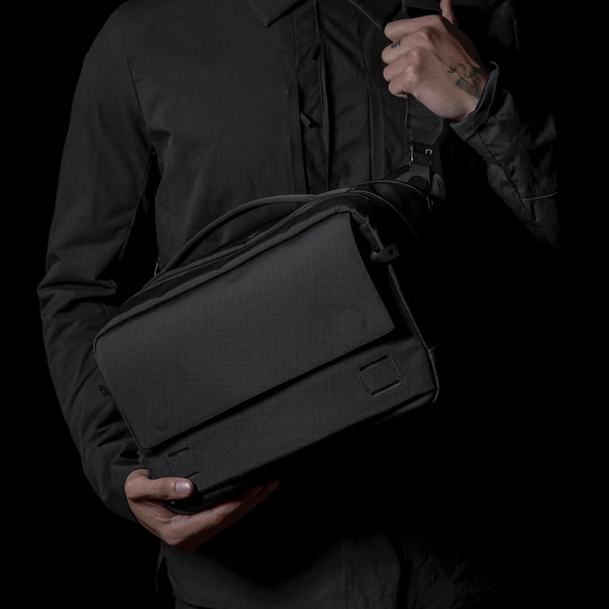Grip-Sling 12L Camera Kit
