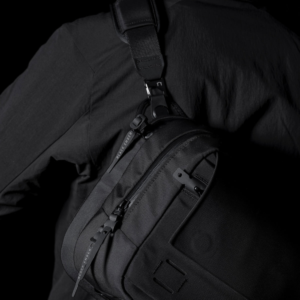Grip-Sling 12L Camera Kit