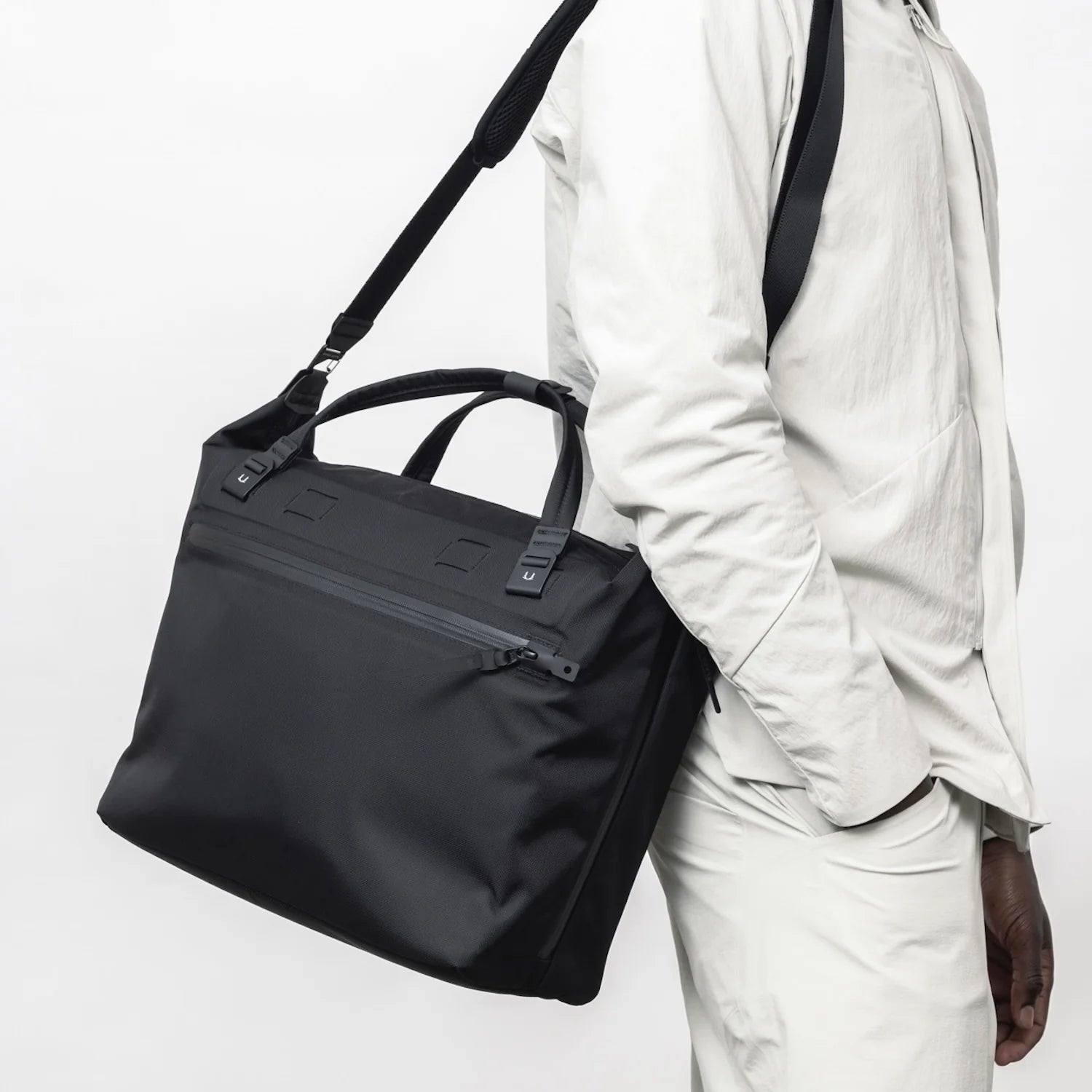 WPT SHLDR Tote - 20L
