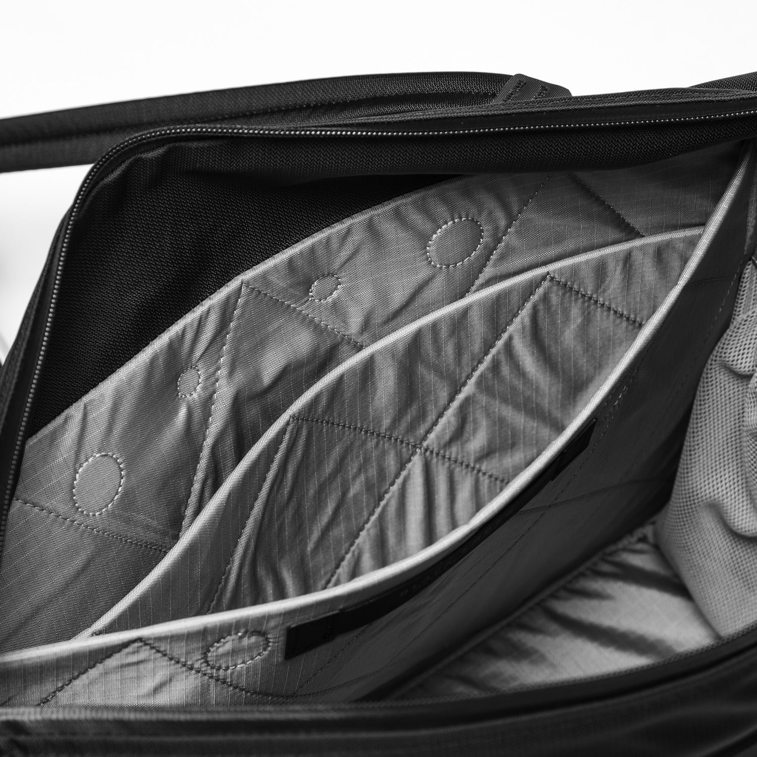 WPT SHLDR Tote - 20L