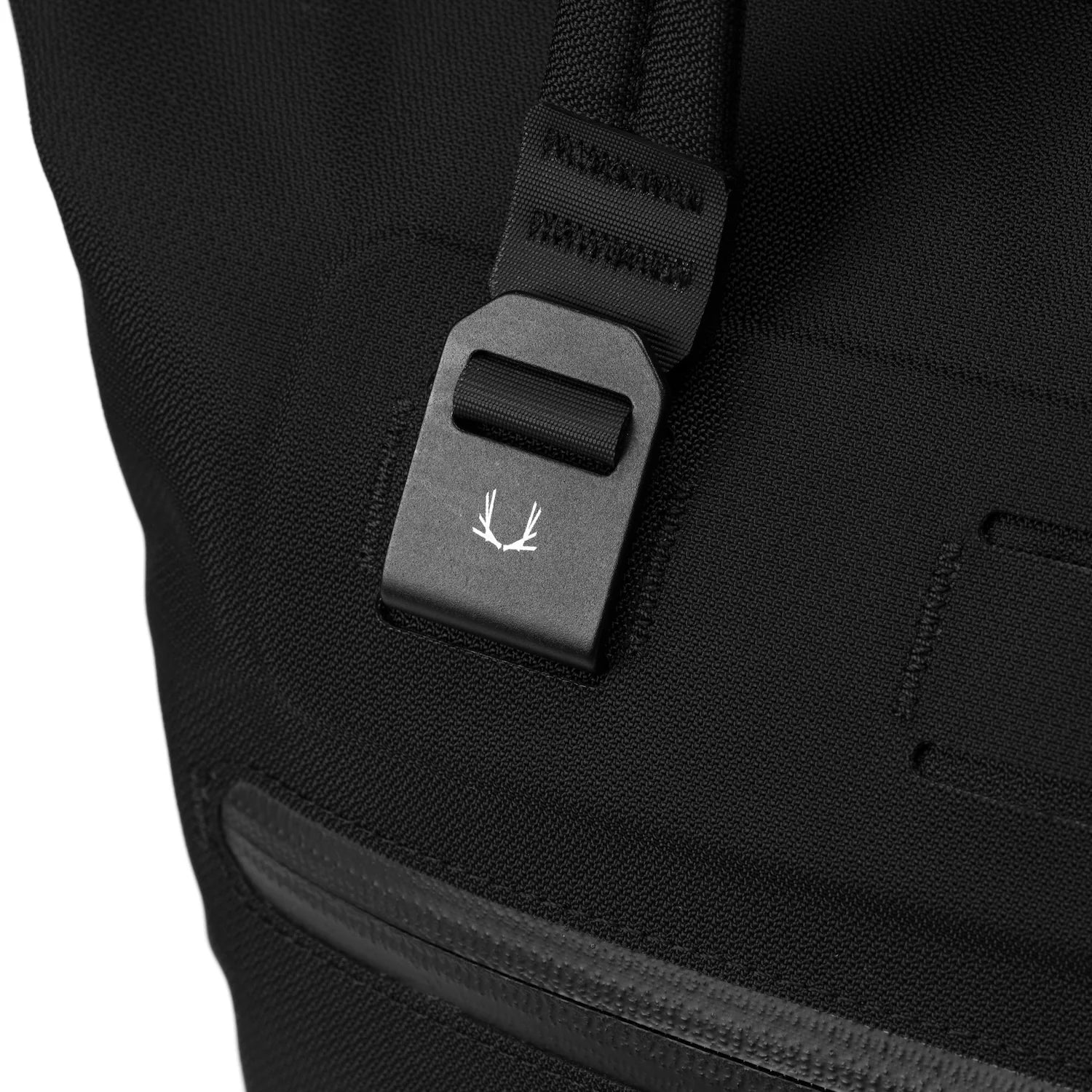 WPT SHLDR Tote Jet Black - 20L