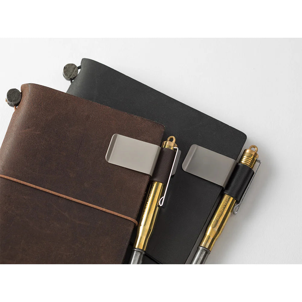 016 Pen Holder