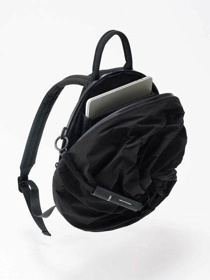 Adria Smooth Black