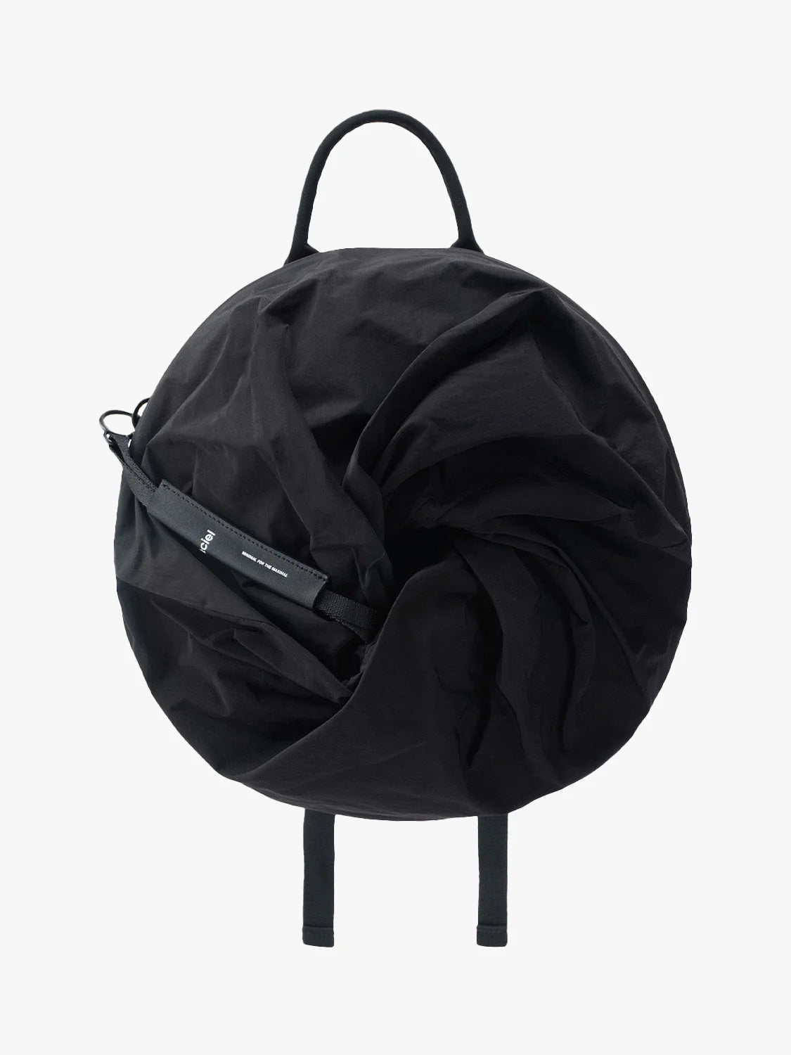 Adria Smooth Black