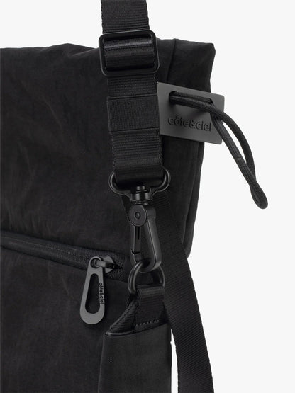 Uva Carbon Black