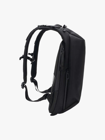 Saru Sleek Black