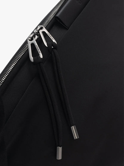 Orne Onyx Black
