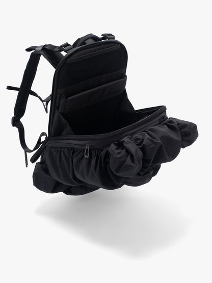 Drava Gathered Black