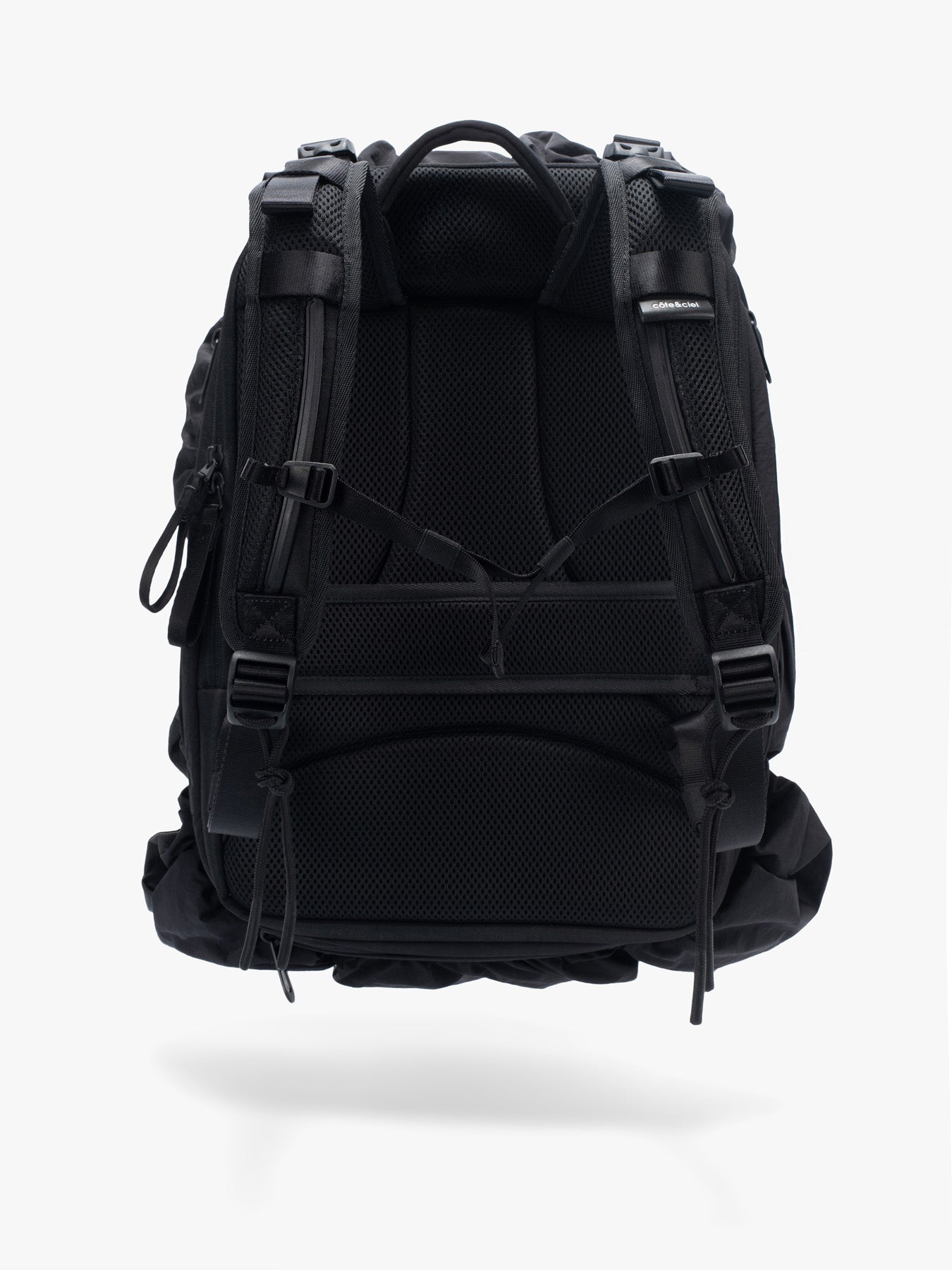 Drava Gathered Black