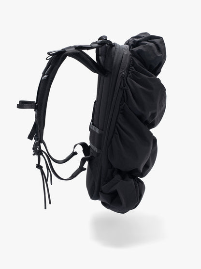 Drava Gathered Black