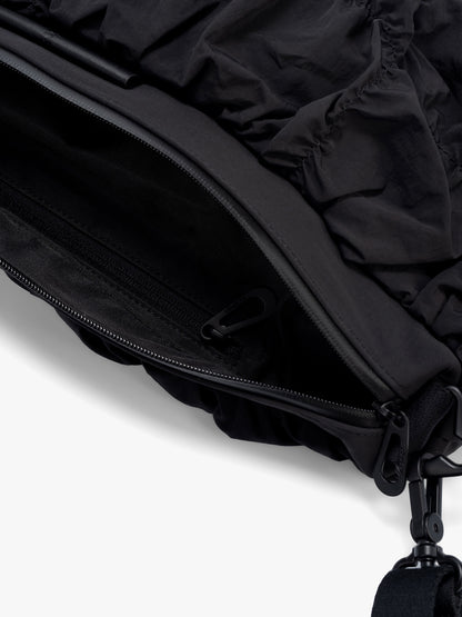 Orne Otra Gathered Black