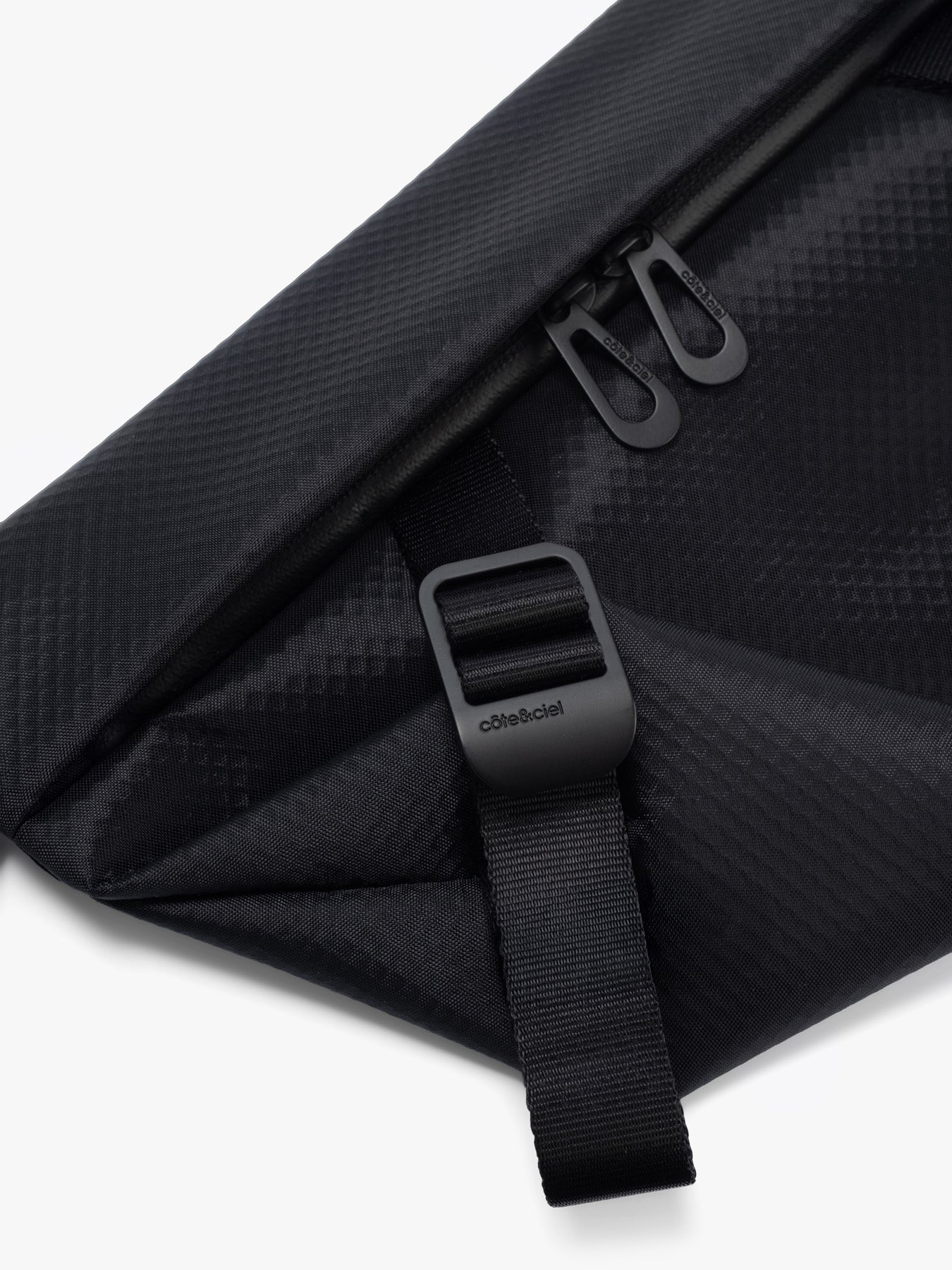 Sinu Satellite Black