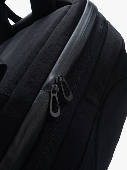 Elvo Carbon Black