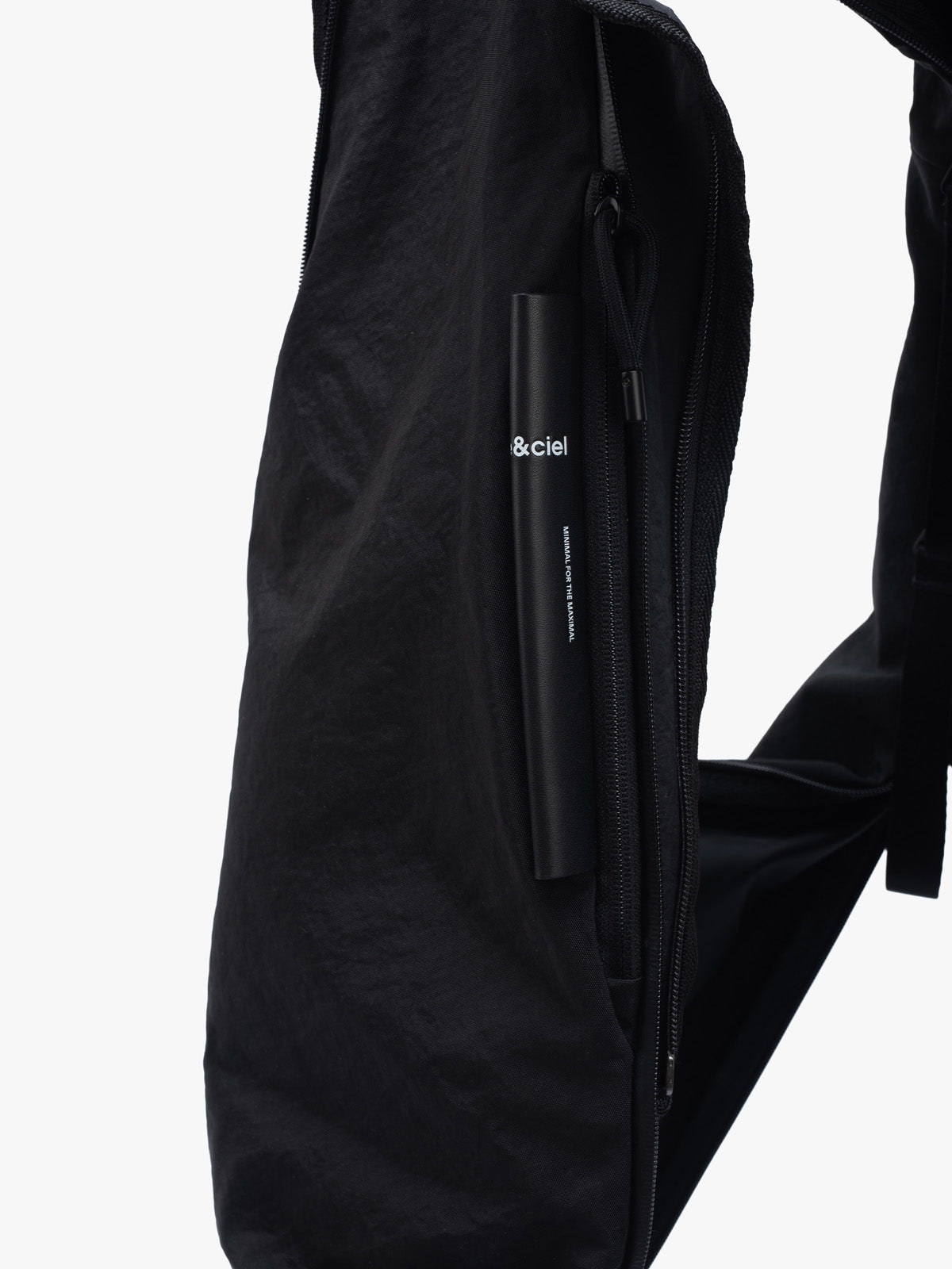 Reno Carbon Black