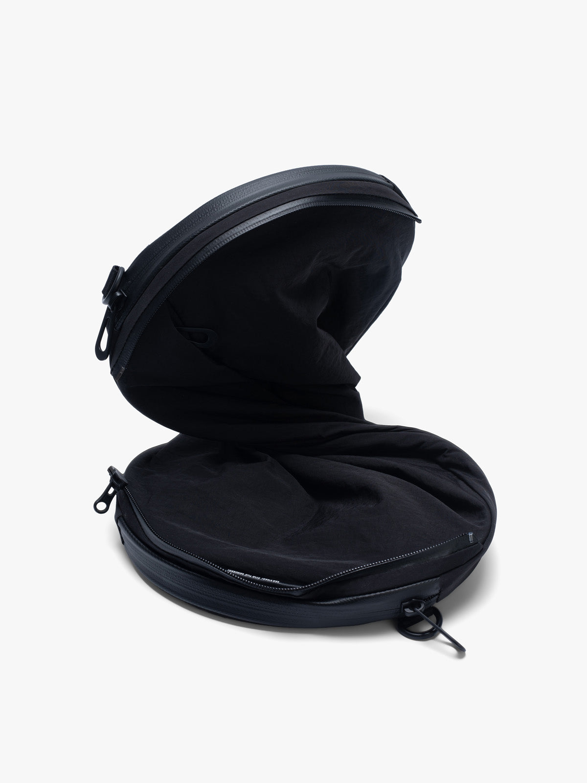 Luka Smooth Black