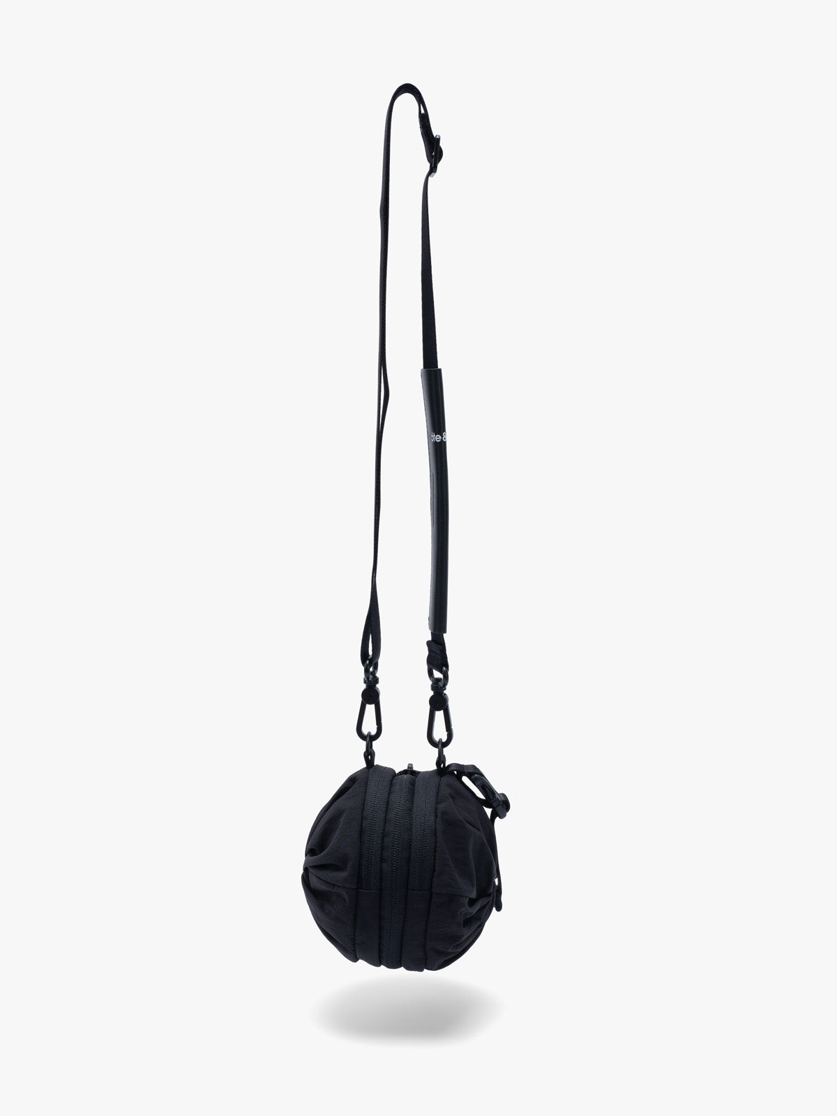 Vikos S Smooth Black