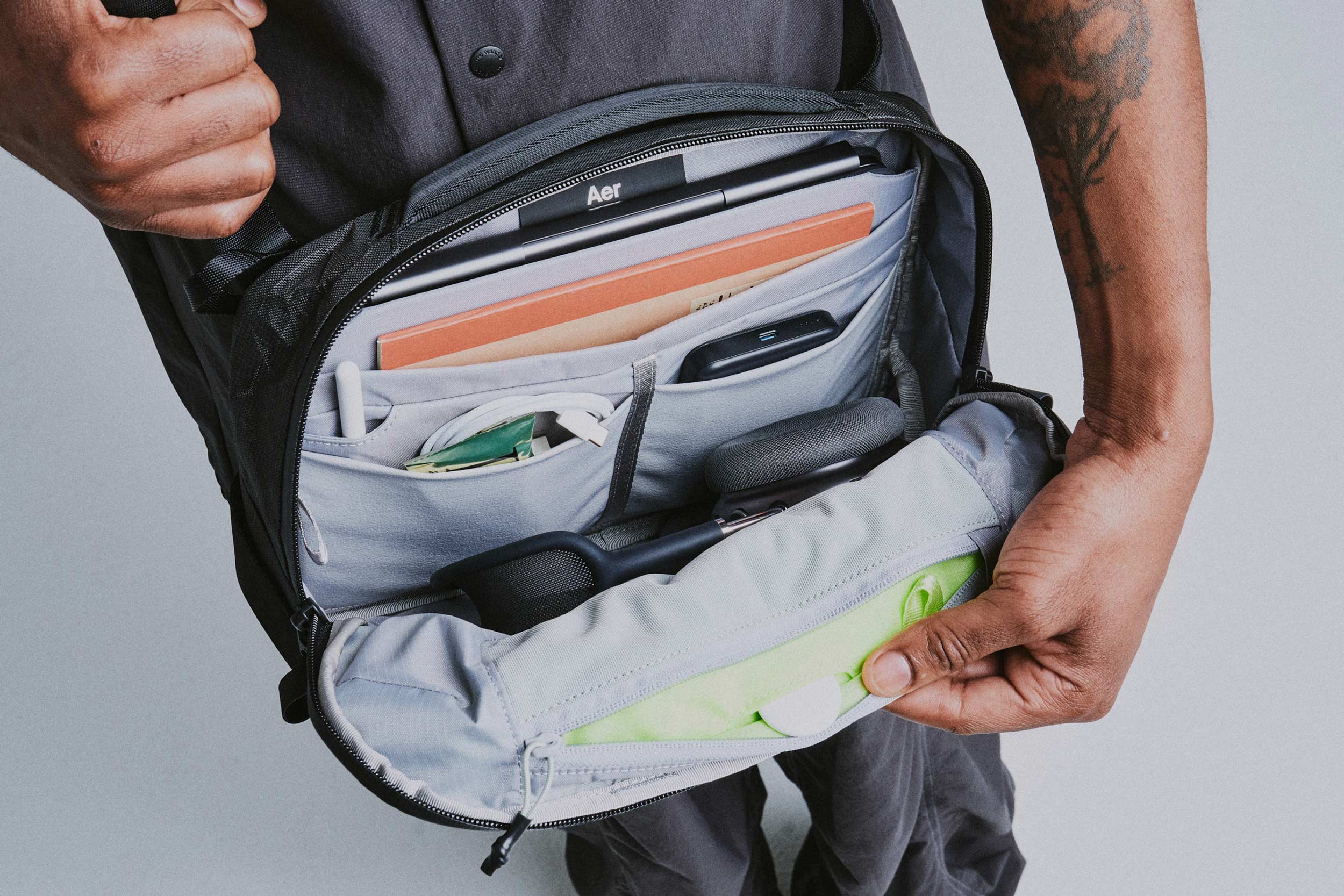 Day Sling 4 Max (6L) - Ultra