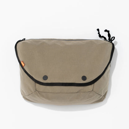 Messenger 9L - Crinkle Nylon