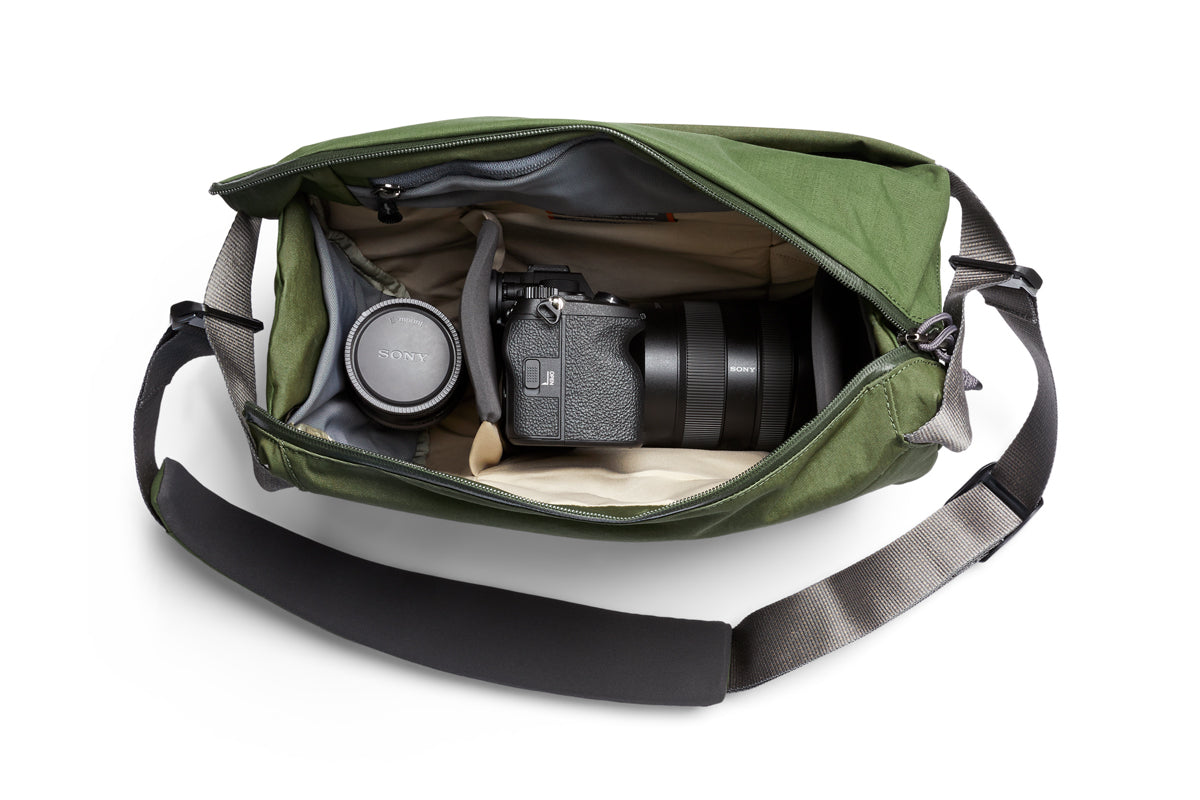 Venture Camera Sling 10L