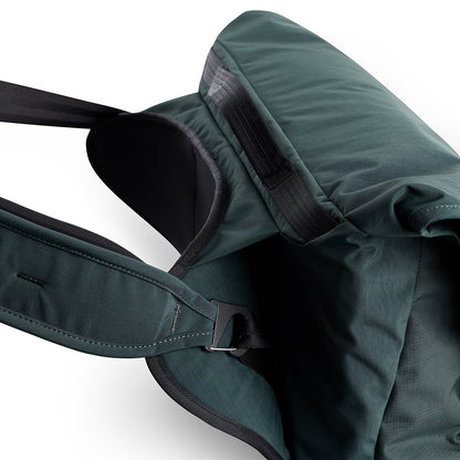 Venture Messenger 16”
